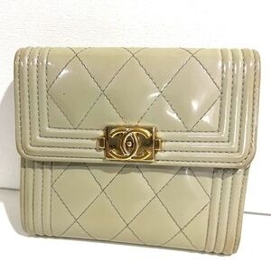 Chanel Le Boy Diamond Quilted Compact Wallet